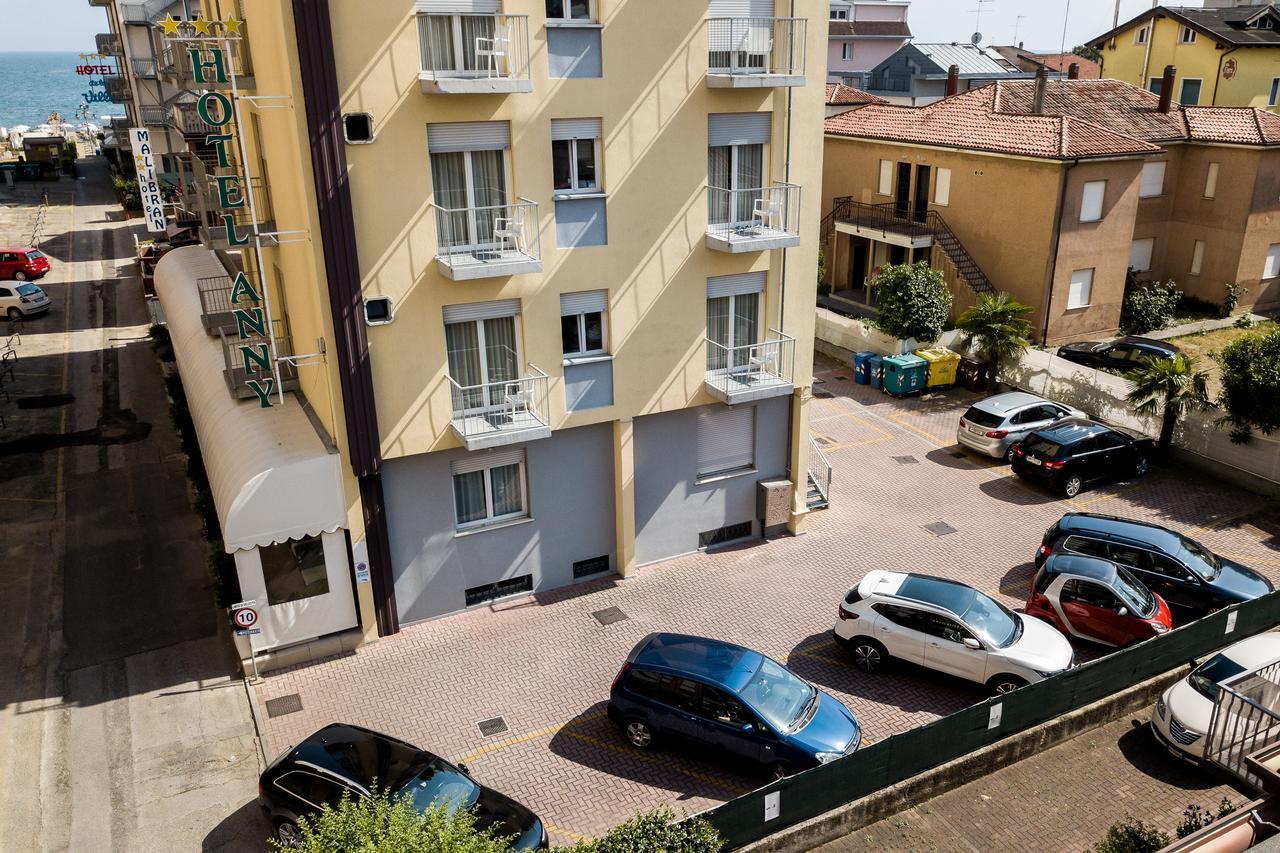 Hotel Anny Lido di Jesolo Exterior photo