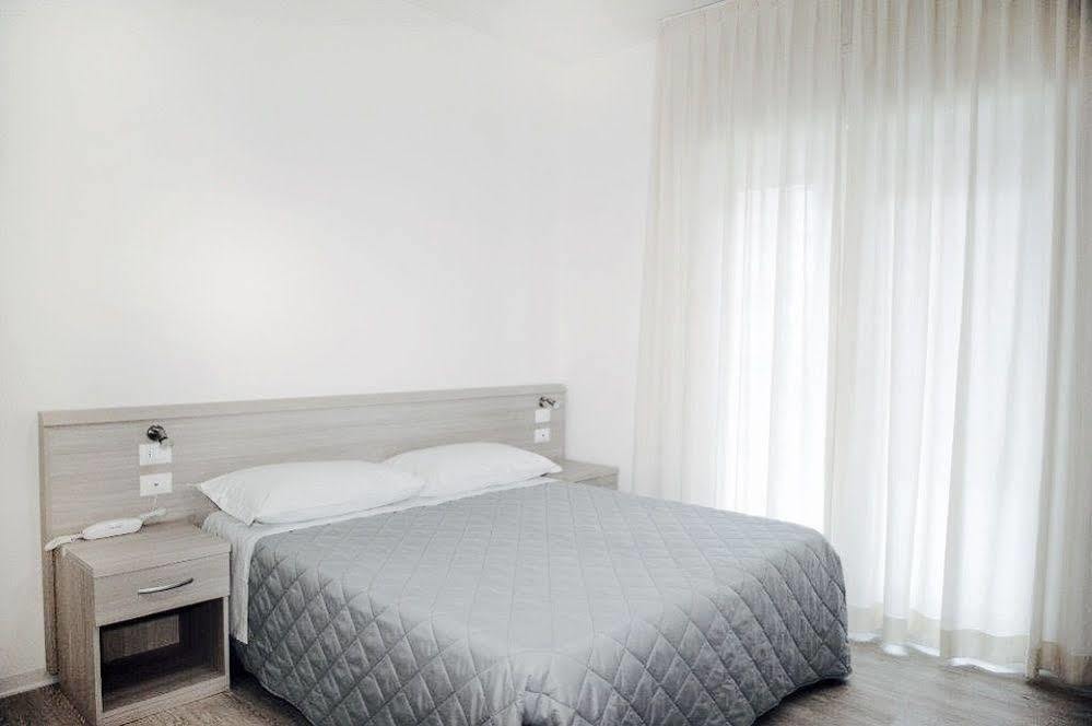 Hotel Anny Lido di Jesolo Exterior photo